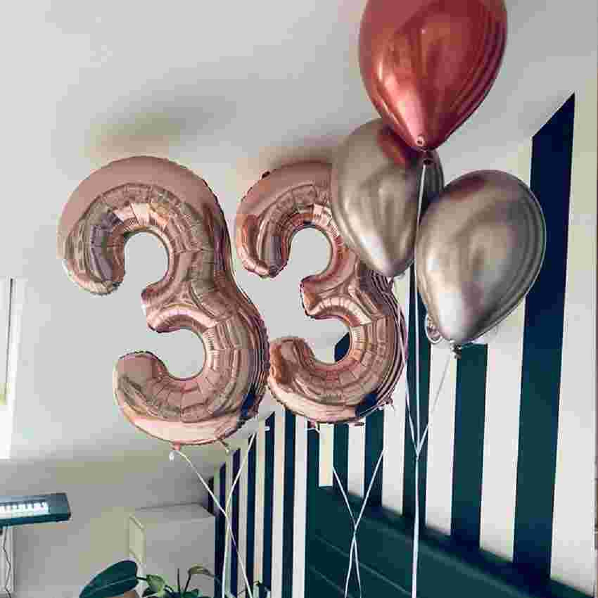 Elegant 33rd Birthday Balloon Decoration Set