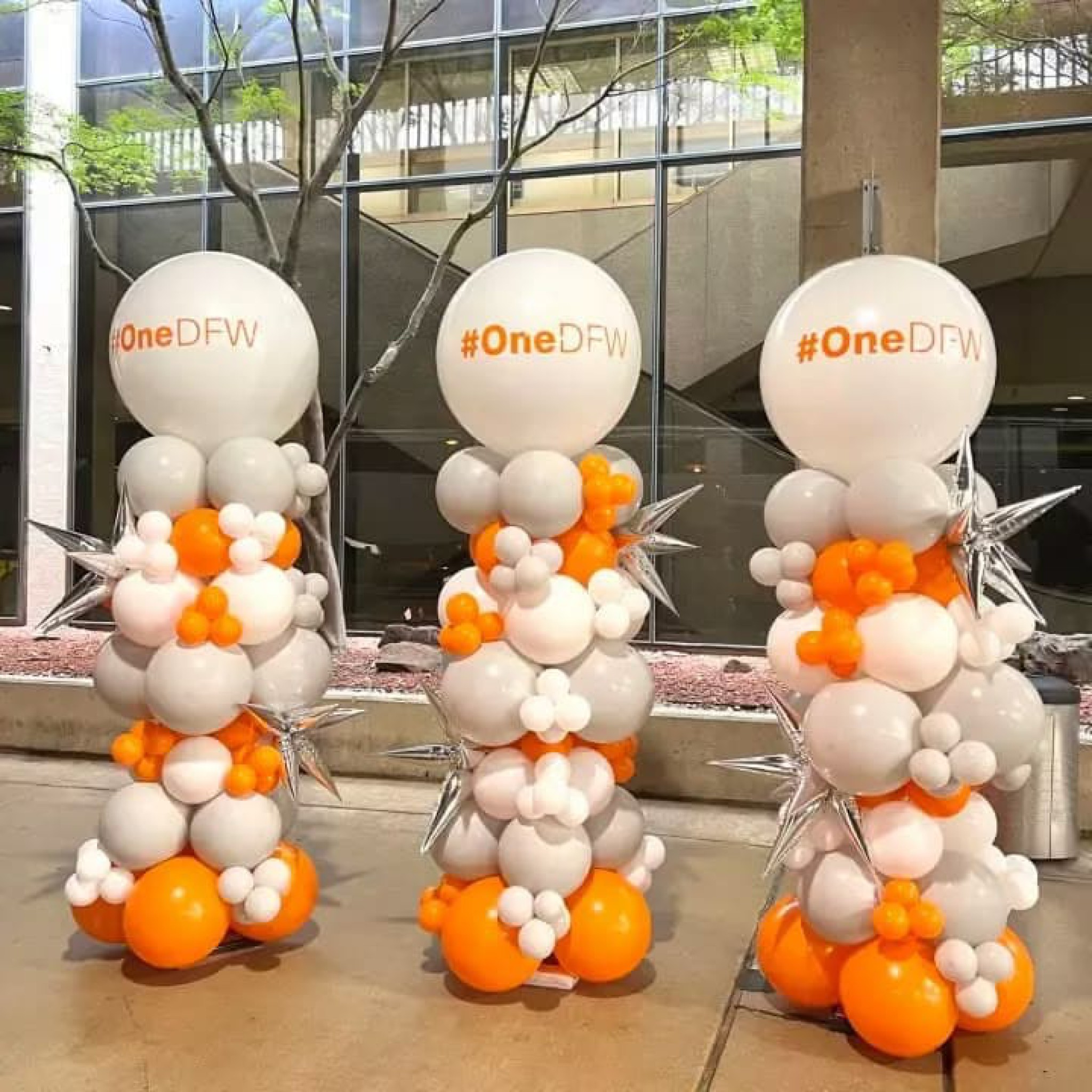 Grad Glow: Celebration Balloon Package (GRA-ID#1000)