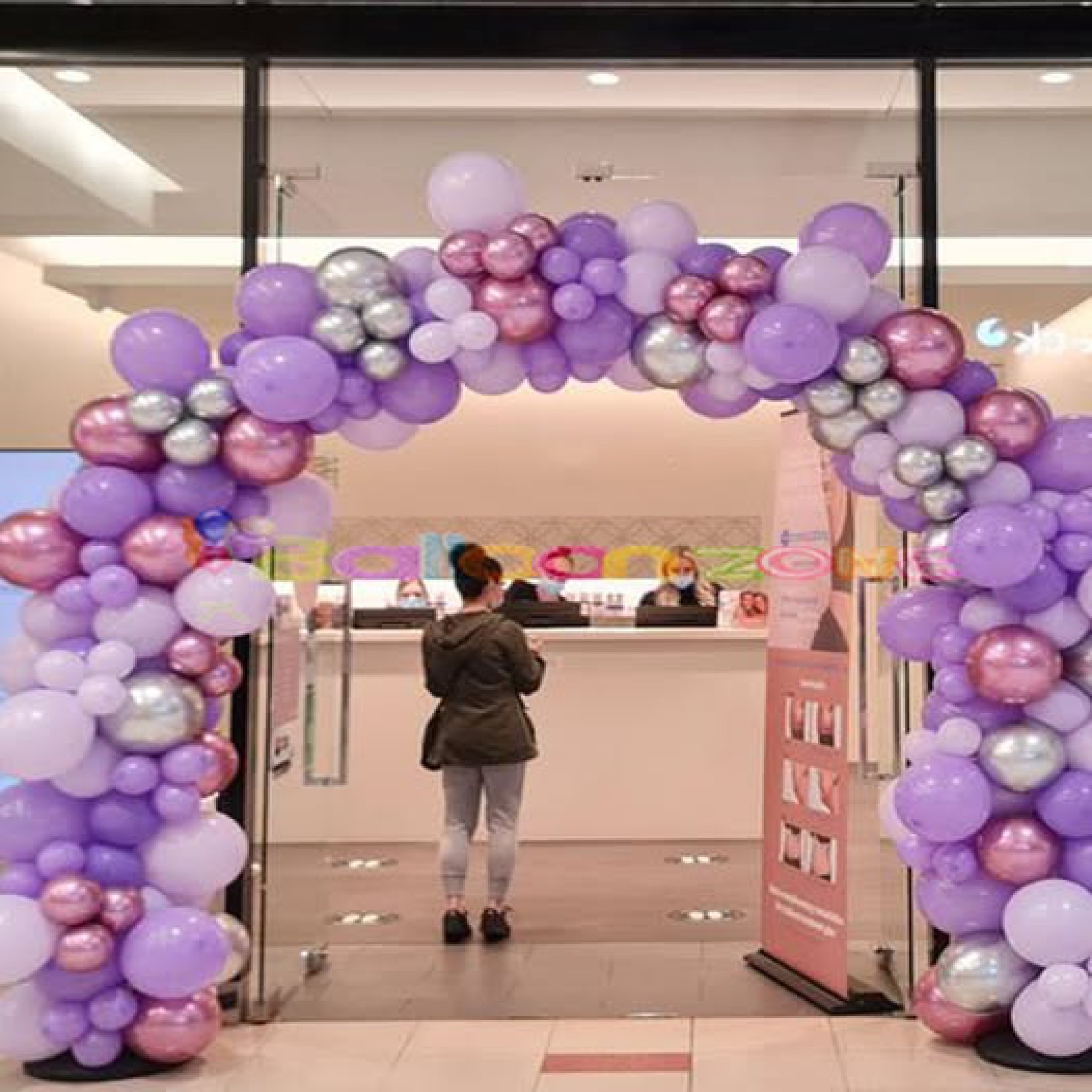 Ribbon Cutting Balloon Extravaganza Package (GO-ID#1001)